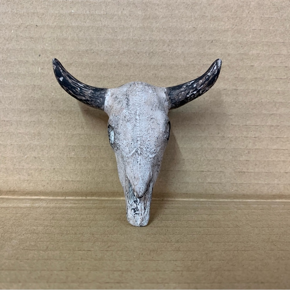 Ceramic Buffalo skull magnet